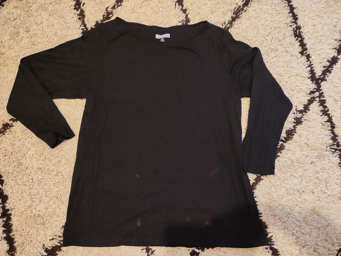 Haut noir taille XXL