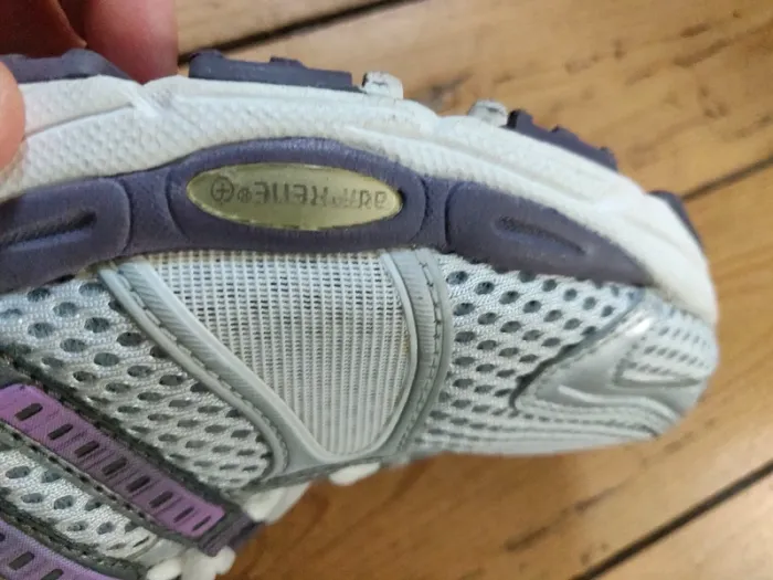 Running Adidas Response Cushion Adiprene+ 16th edition grises et violettes. Taille 41 1/3 - photo numéro 3