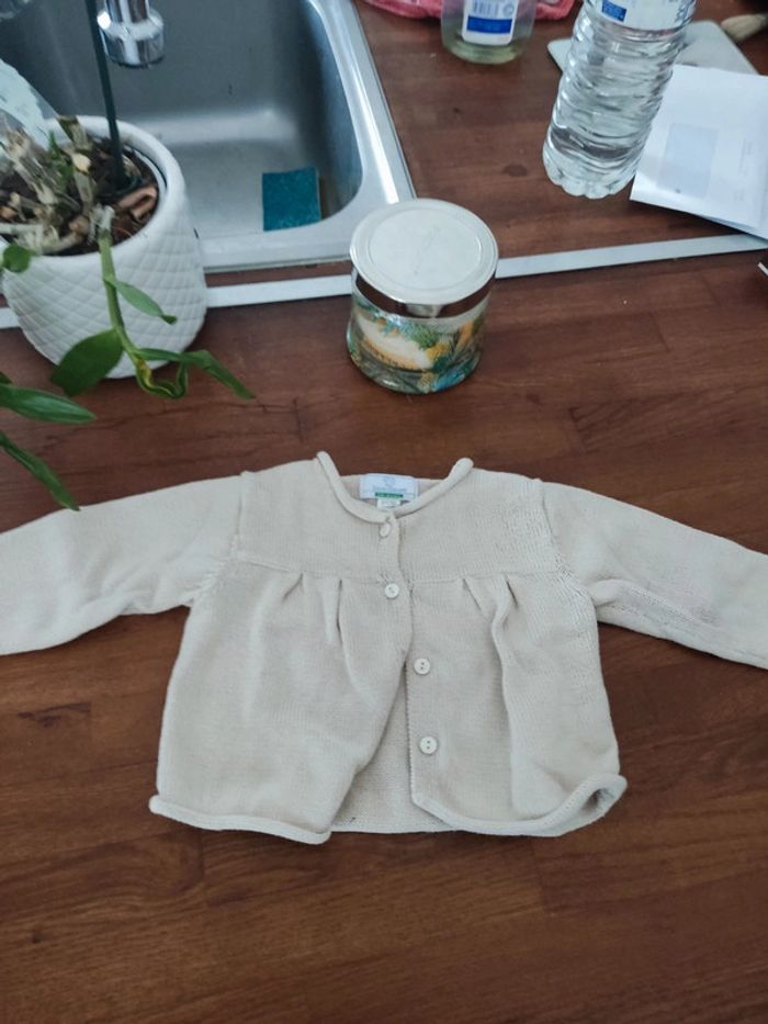 Lot gilets + pull - photo numéro 4