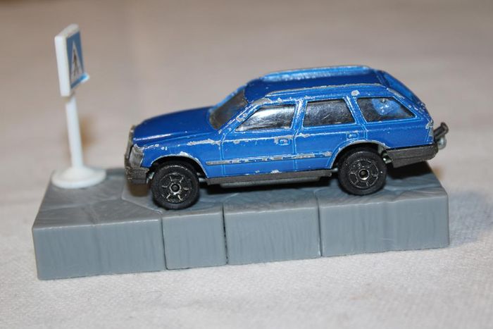 Majorette Mercédes 300 TE - photo numéro 2