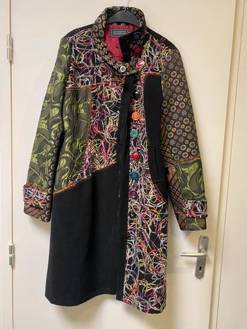 Magnifique manteau original Fruisible taille 42 en excellent état
