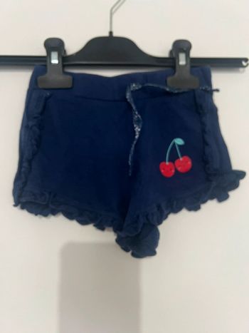 Short 2/3 ans
