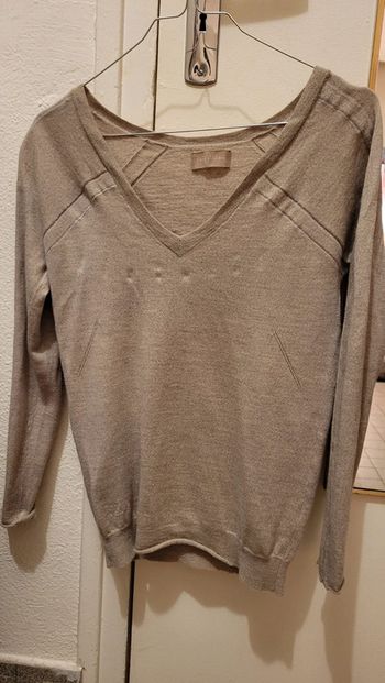 Haut pull col V beige
