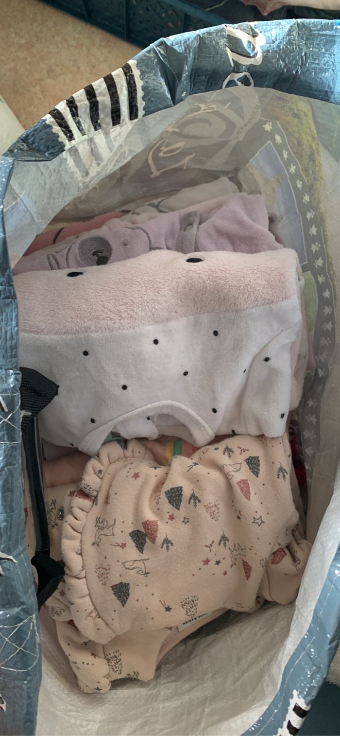 Lot vêtement bébé fille - photo numéro 3