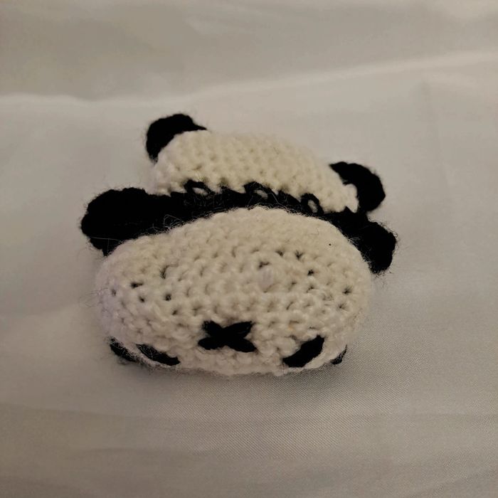 Mini panda au crochet - photo numéro 5