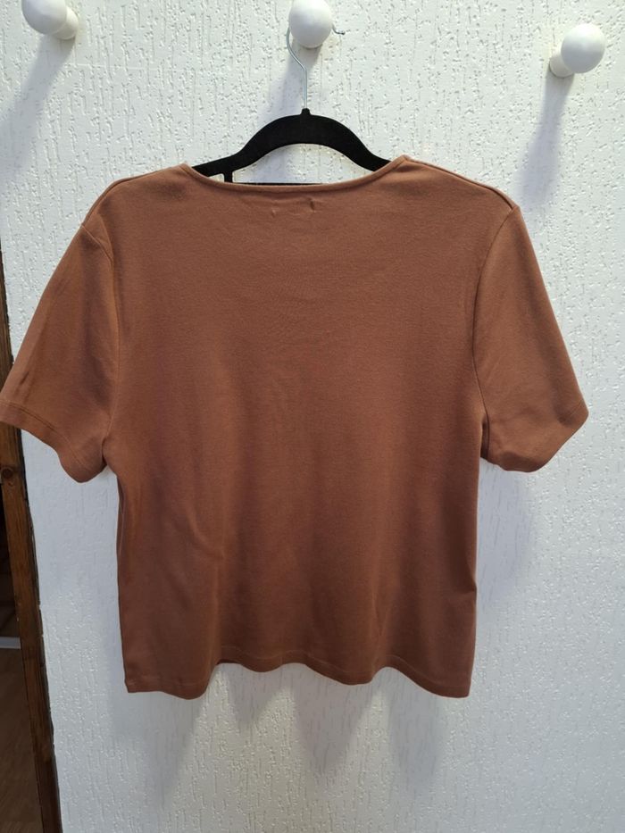 Beau tee-shirt femme Anne Weyburn 46/48 chocolat sequins excellent état - photo numéro 4