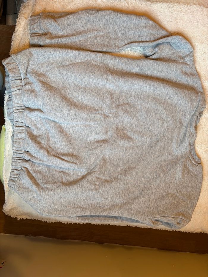 Pull gris - photo numéro 2