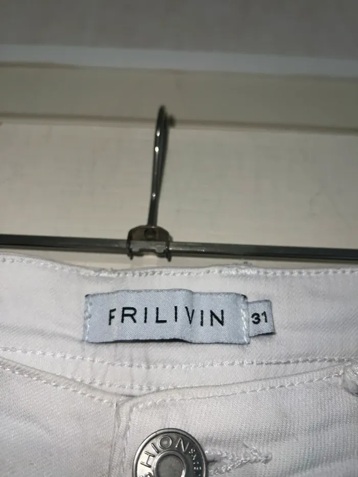 Jeans Frilivin - photo numéro 4