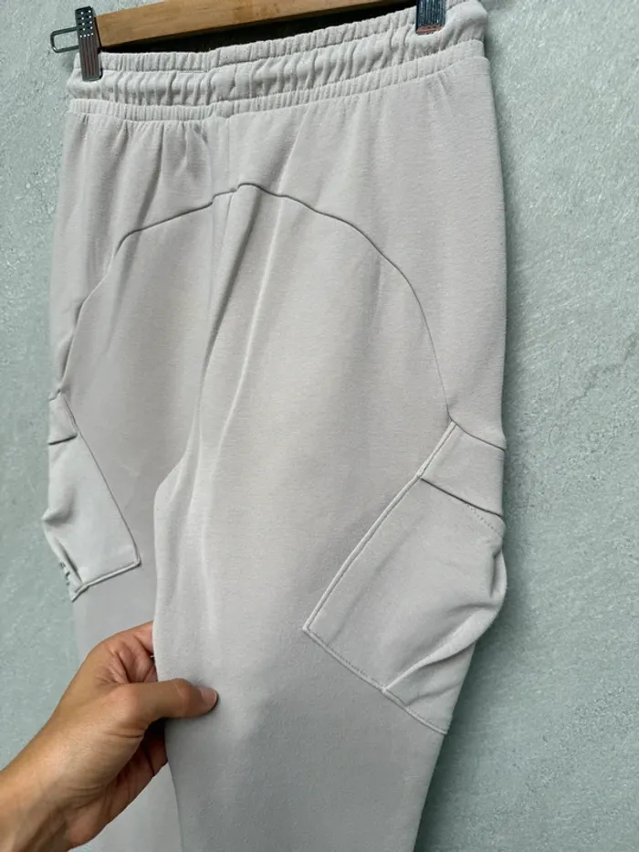 Jogging Kiabi beige taille XXS - 12 ans - photo numéro 10