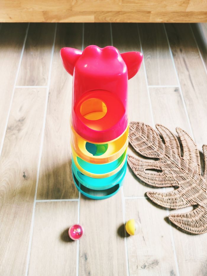 🌈Tobbogan tour géante de Sophie 2 en 1 avec balles hochets marque Sophie la girafe - photo numéro 3