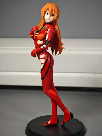 Figurine Evangelion : Asuka 20cm neuve sans boîte