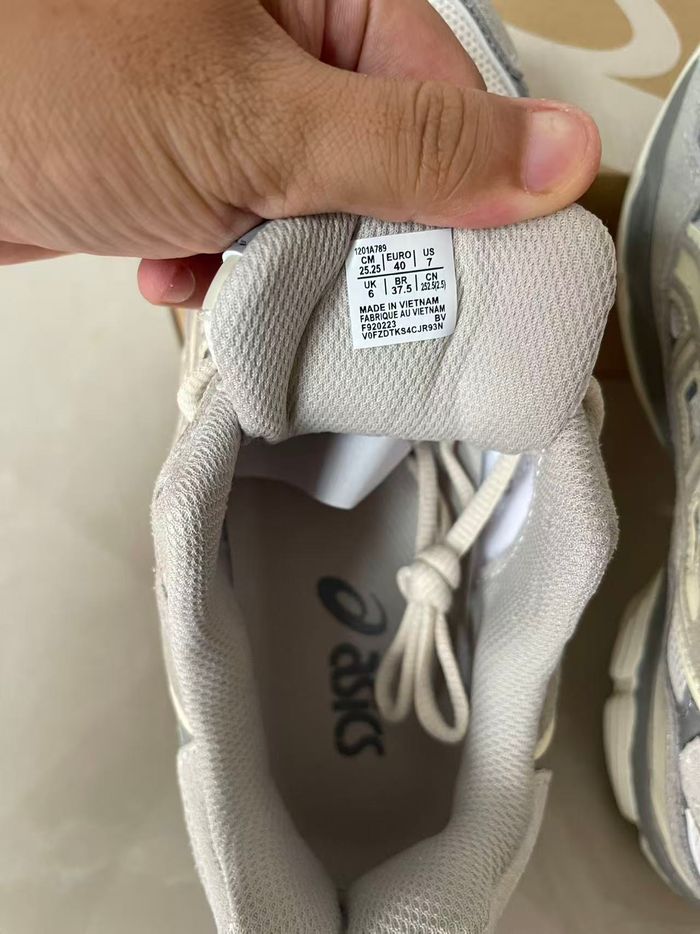 Asics GEL-NYC Gris 40 - photo numéro 5