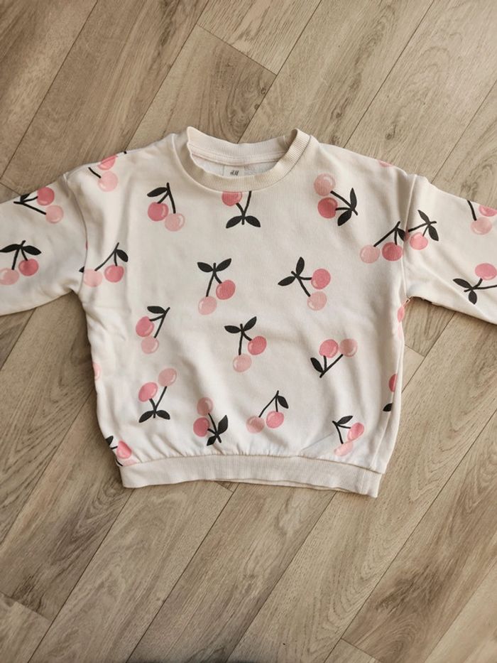 Sweat shirt leger cerises 92cm