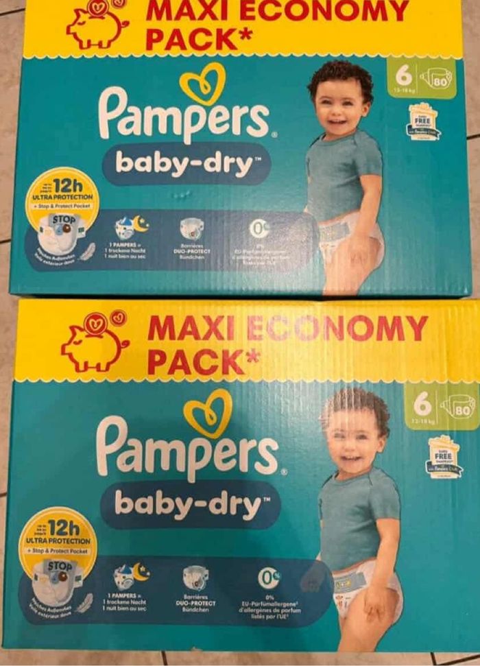 2 cartons de couches Pampers taille 6