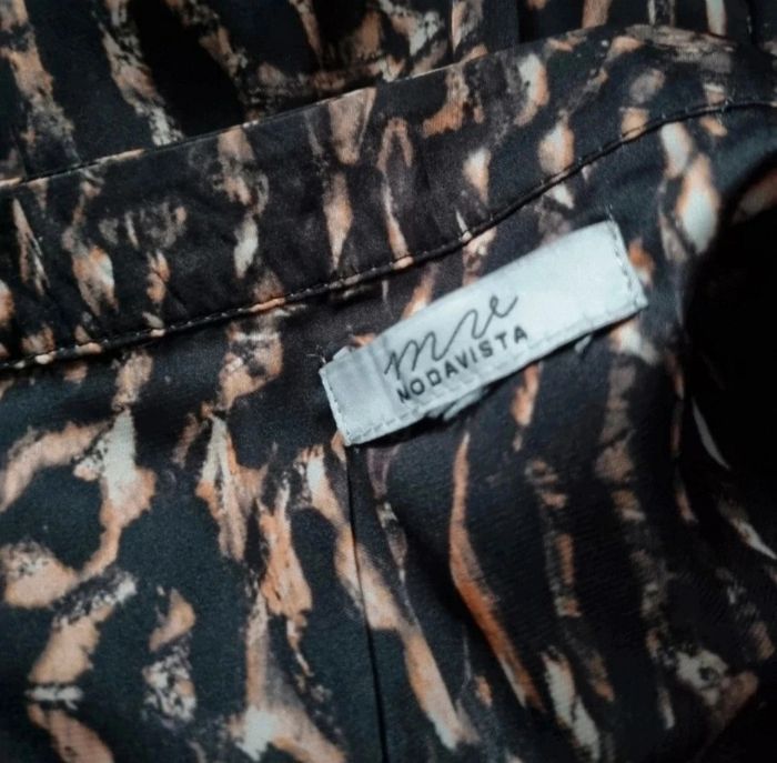 Chemise légère motifs léopard taille 48-50 - photo numéro 2