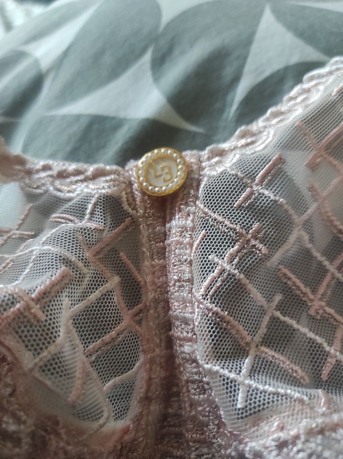 Soutien gorge - photo numéro 3