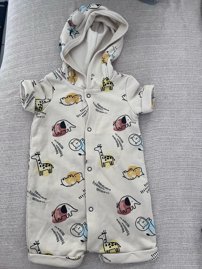 Combishort à capuche - photo numéro 2