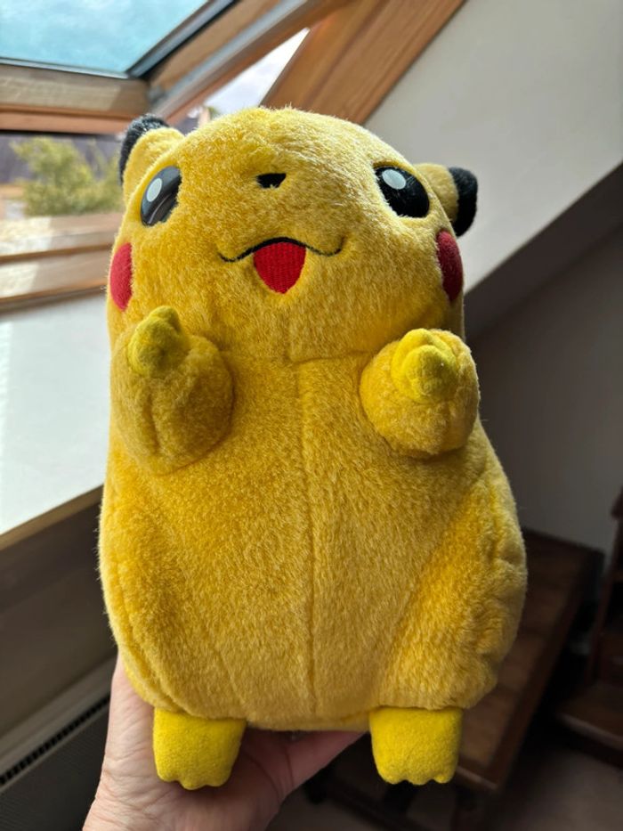 Peluche Pikachu