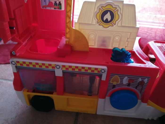 Camion pompiers VTech. - photo numéro 3