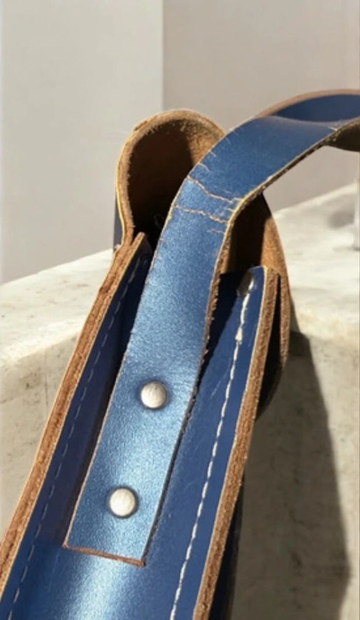 Magnifique petit sac en cuir the Cambridge Satchel compagny - photo numéro 3