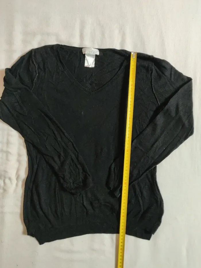 Pull col V noir détails paillettes et clous dos Colline taille 38/40 - photo numéro 7