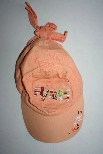 Casquette orange 18m