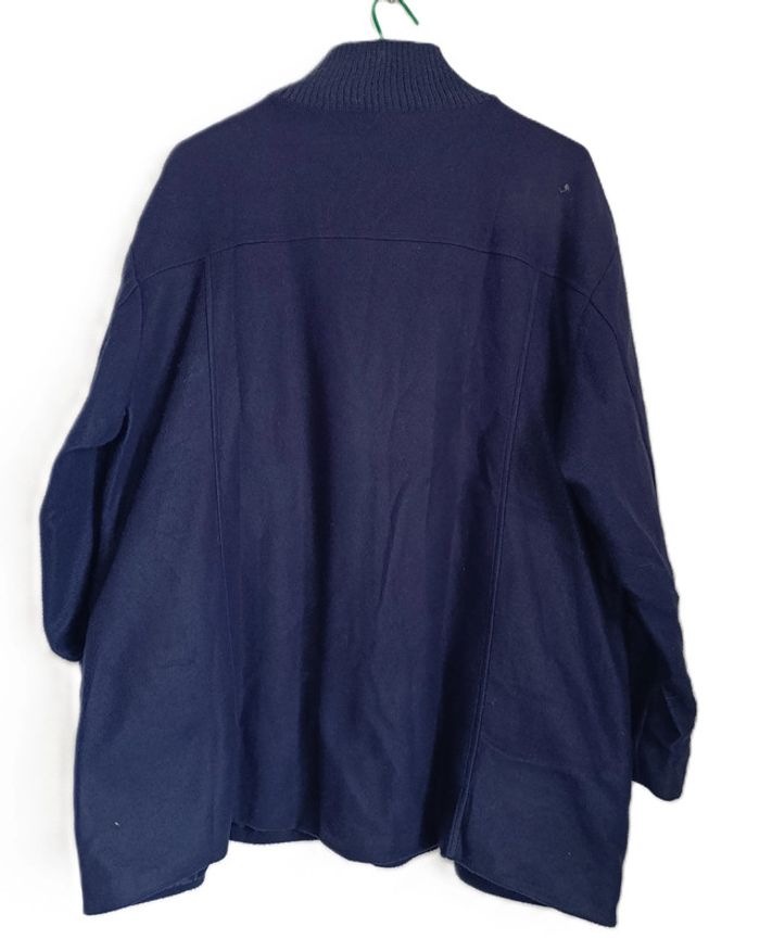 Veste légère et chaude en polaire. Taille 48. - photo numéro 2