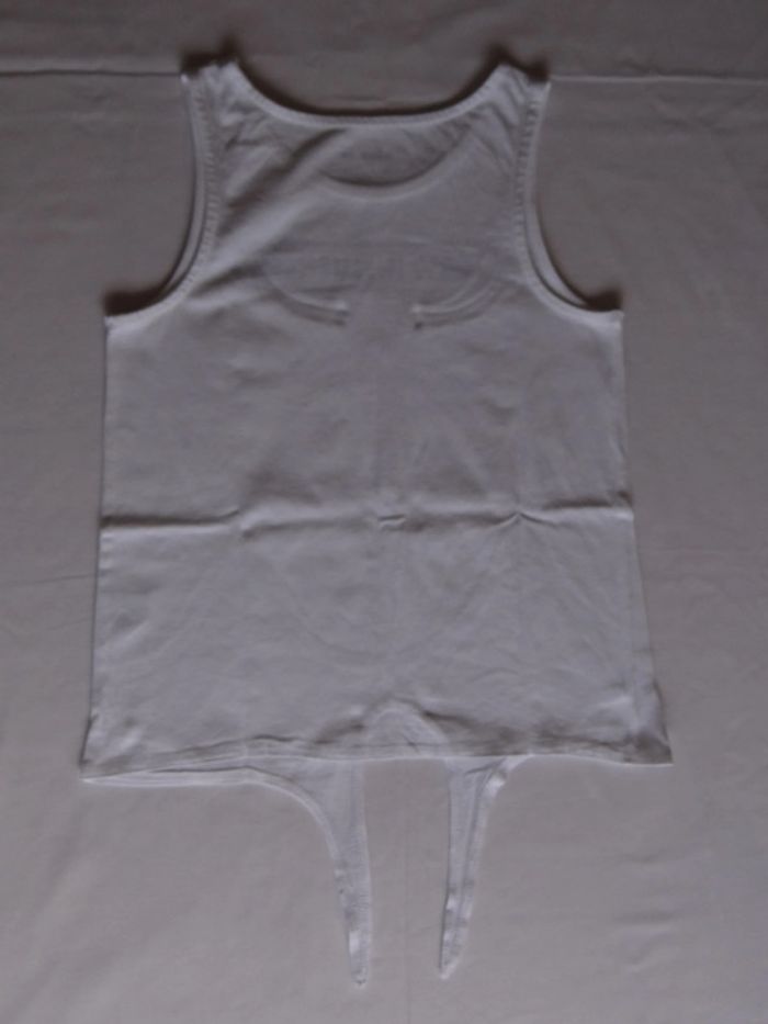 débardeur blanc 10ans - photo numéro 4
