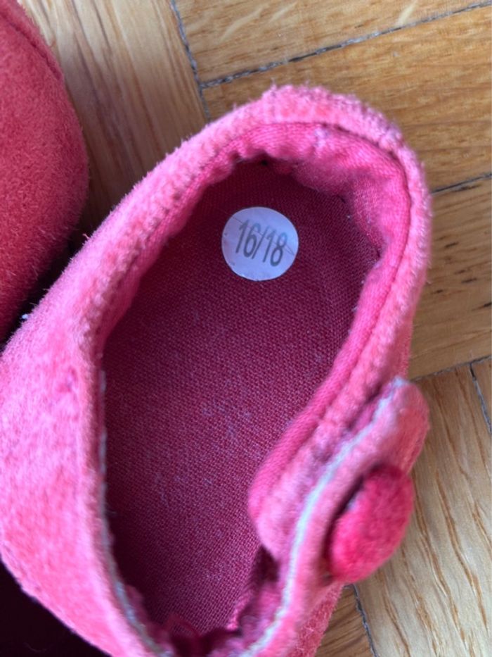 Chaussons / chaussures 16-18 neuves - photo numéro 6