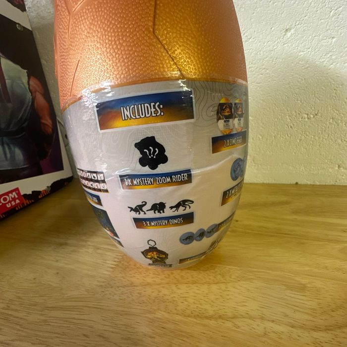 Jurassic World Mega Surprise - photo numéro 3