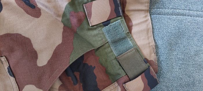 Treillis veste et pantalon t4 - photo numéro 13