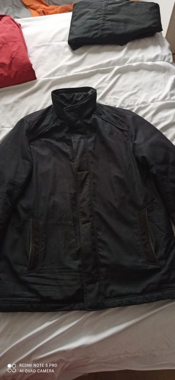 Manteau noir t. 52