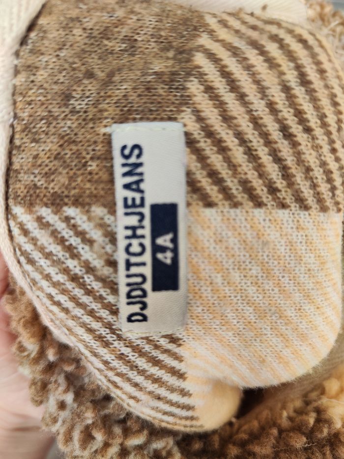 Parka fille marron a carreaux 4 ans🌞neuf🧸parfait pour le printemps et l'hiver 💡 - photo numéro 7