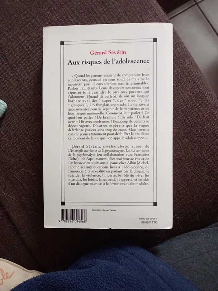Au risque de l'adolescence. Très riches de conseils - photo numéro 2