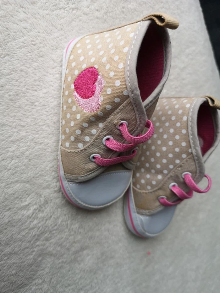 Chaussure 19 - photo numéro 2