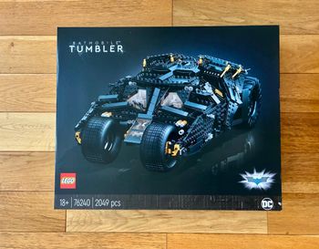 LEGO 76240 Batman Tumbler NEUF