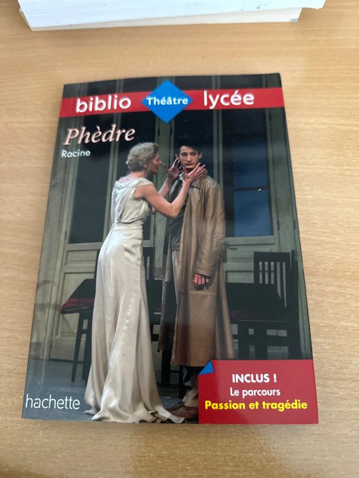 Livre phedre Jean racine État neuf