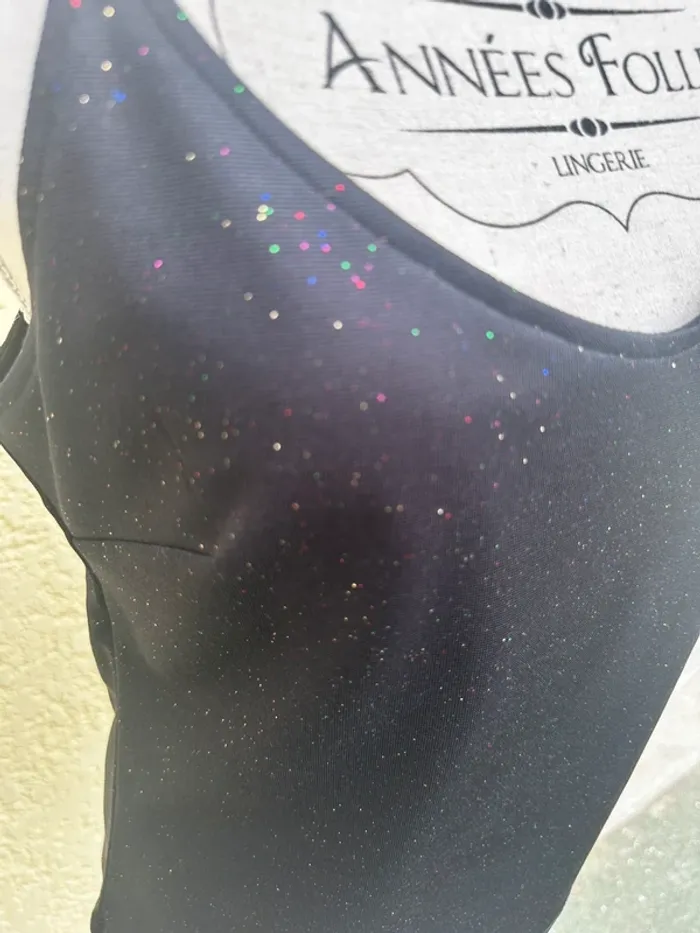 Top noir à paillettes - Naf Naf 🖤 - photo numéro 3