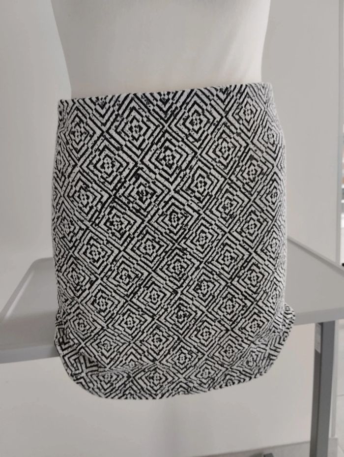 Mini jupe - photo numéro 2