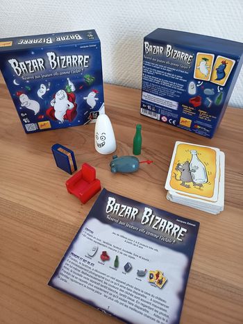 Bazar bizarre à partir de 6 ans très bon état