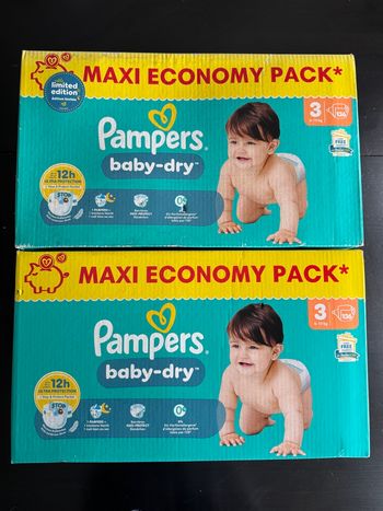 272 couches Pampers taille 3