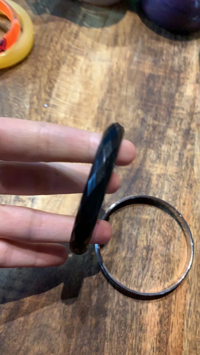 Lot bracelet rigide noir et argenté - photo numéro 5