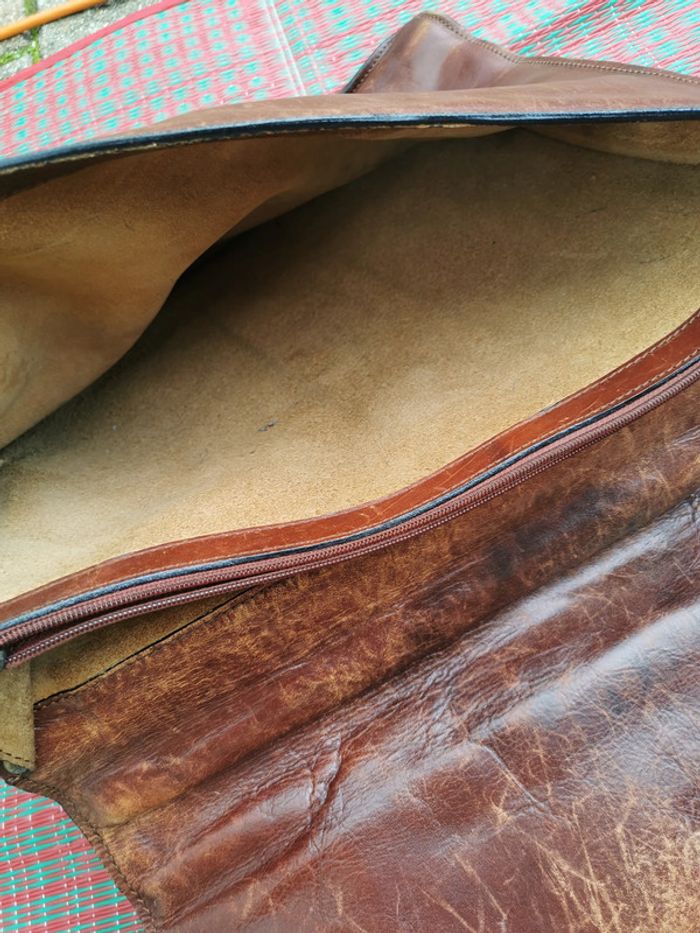 Serviette vintage en cuir Arthur & Aston - photo numéro 5