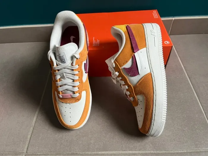 Basket Nike air Force 1 LXX - photo numéro 5