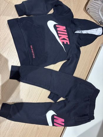 Ensemble jogging fille Nike 