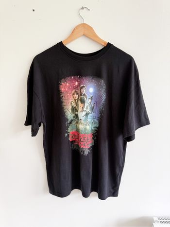 T-shirt manches courtes noir stranger things Jennyfer taille 34 XS