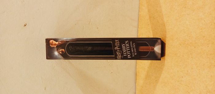 Harry Potter: Harry's Illuminating Wand Pen