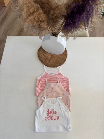 Lot bodies débardeurs 