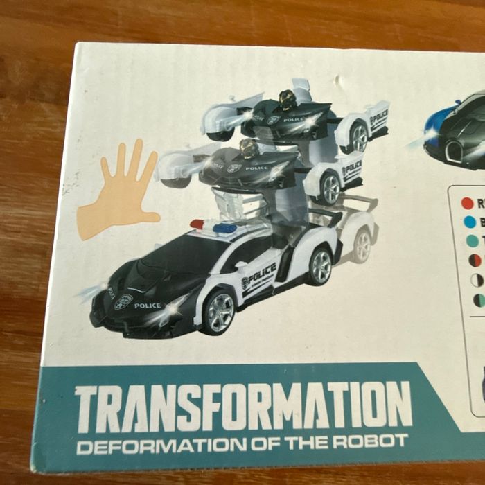 Voiture transformation police à télécommande - photo numéro 3