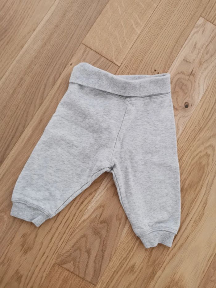 Jogging 4-6 mois H&M - photo numéro 2